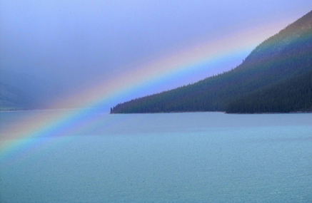 Rainbow_Lake_Minnewanka